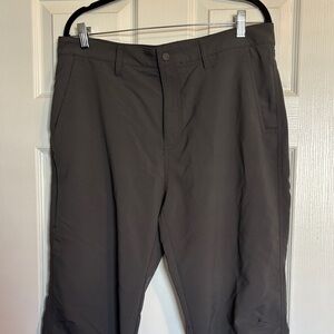Alpine Design men’s gray straight leg tech pants size 36